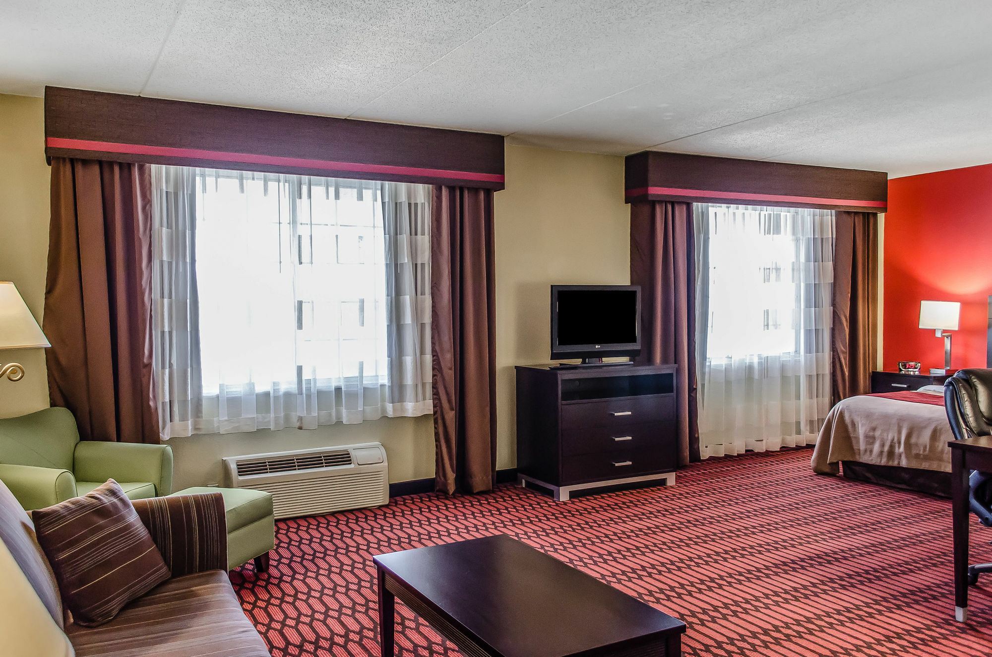 Baymont By Wyndham Harrisburg Hotel Exterior photo